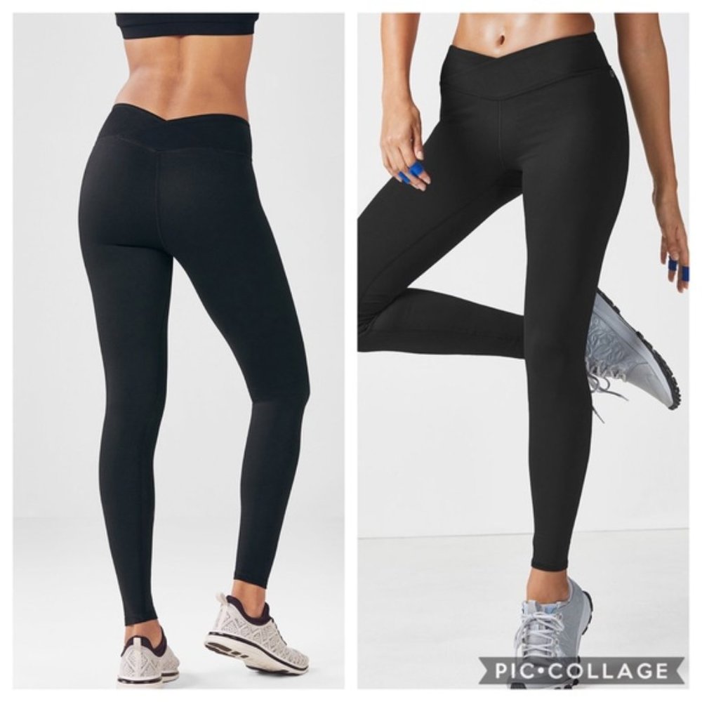 Fabletics Winn II PowerHold® 7/8 Black Size Medium